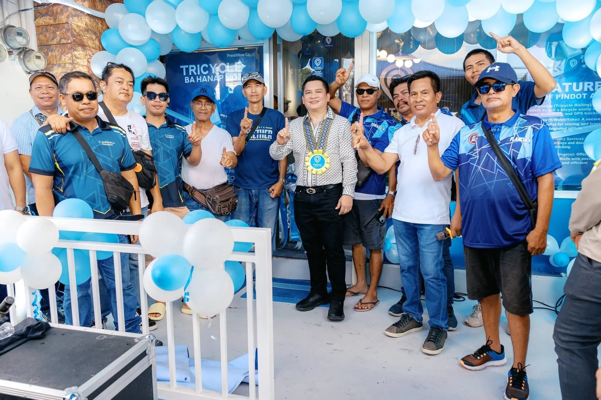 Grand launching ng Pindot Lucena City Branch with local officials and partners